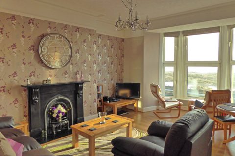 Abermaw Sea View Apartment