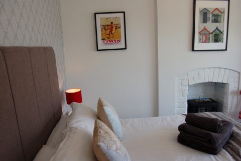 Room Six Saint Cadfan’s Lodge with en-suite