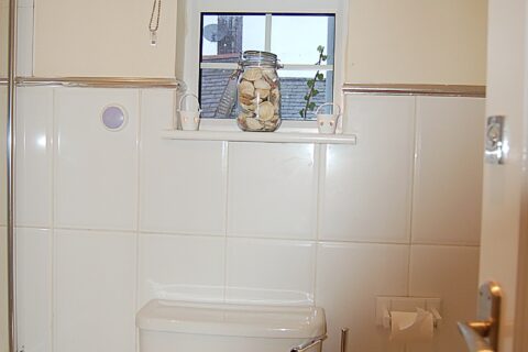Room One with Private Bathroom Saint Cadfans Lodge