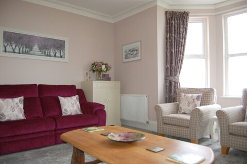 Bryn Eglwys Period Family Home with Hot Tub & Sea Views