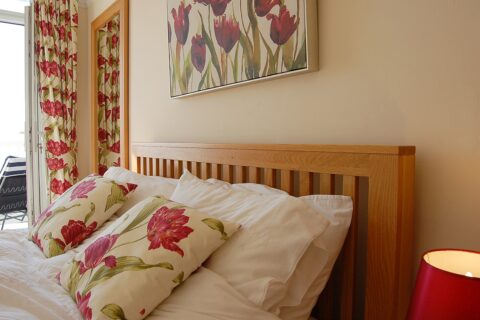 Traeth Suite opposite Tywyn Beach