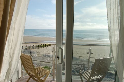 Chwerthin Y Mor Beach House (Laughter of the Sea)