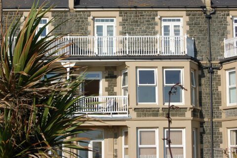 Traeth Suite opposite Tywyn Beach
