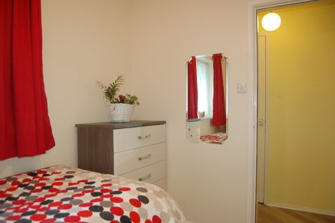Wulfrun 3 bed bungalow, nr Tywyn Beach
