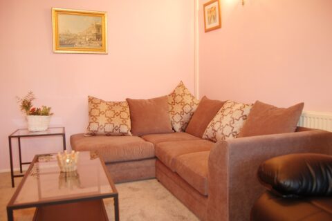Wulfrun 3 bed bungalow, nr Tywyn Beach