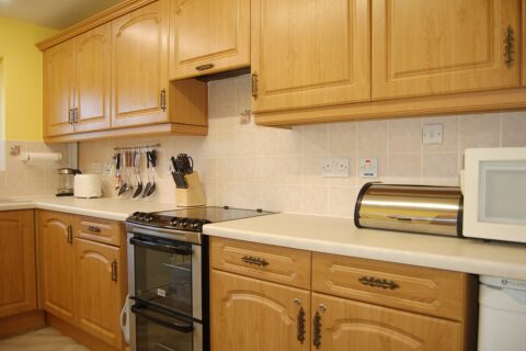 Wulfrun 3 bed bungalow, nr Tywyn Beach