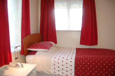 Wulfrun 3 bed bungalow, nr Tywyn Beach