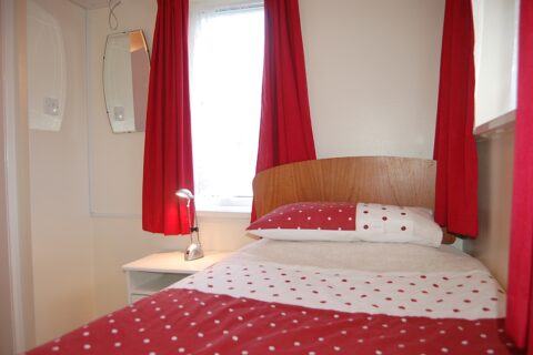 Wulfrun 3 bed bungalow, nr Tywyn Beach