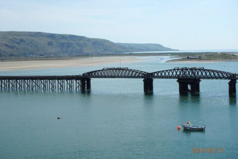 Hafan Y Traeth Beach Front Apartment in Barmouth