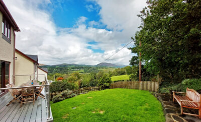 Cae’r Dderwen (Oak Field) Family Home in Dolgellau