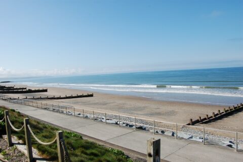 Dolphin Beach House in Tywyn