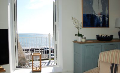 Driftwood Designer Apartment