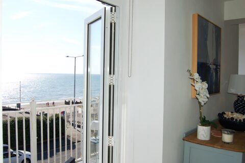 Driftwood Designer Apartment