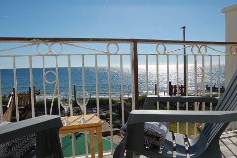 Sunny Side Up Beach House in Tywyn
