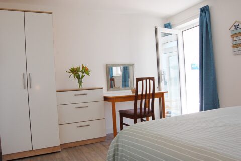 Sunny Side Up Beach House in Tywyn