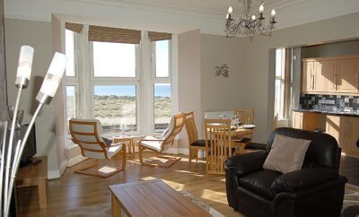 Abermaw Sea View Apartment