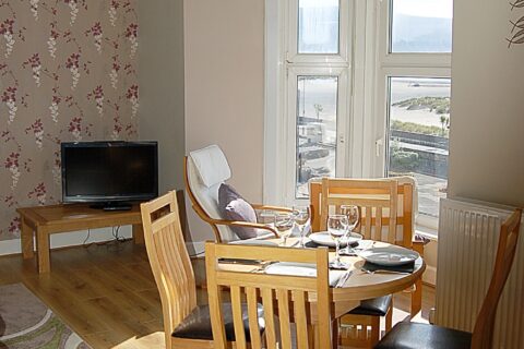 Abermaw Sea View Apartment