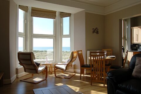 Abermaw Sea View Apartment