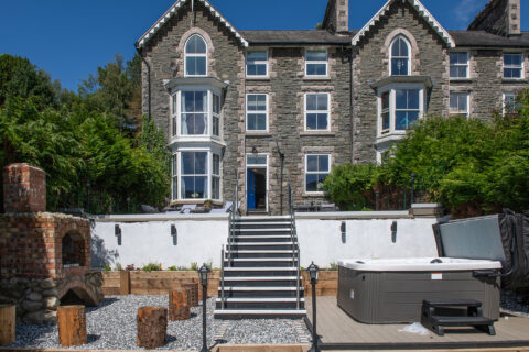 Eryri / Snowdonia Family Retreat with Hot Tub