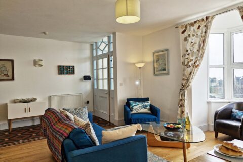 Green Hill Ground Floor Family Apartment