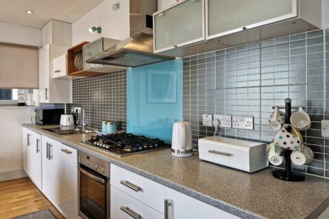 Green Hill Ground Floor Family Apartment