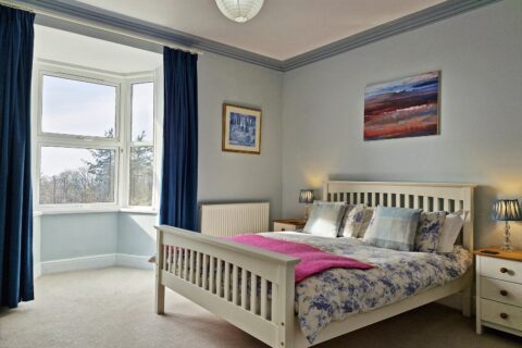 Green Hill Ground Floor Family Apartment