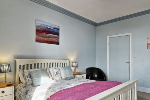 Green Hill Ground Floor Family Apartment
