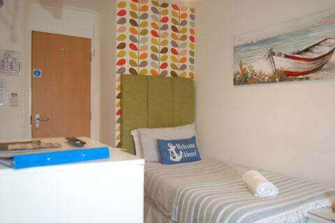 Room Seven with private shower-room Saint Cadfan’s Lodge