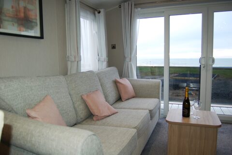 Seaview Caravan F17 Neptune Park, Tywyn