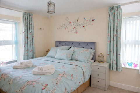 Hafan Y Traeth Beach Front Apartment in Barmouth