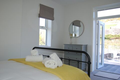 Morwendon – Luxury Boutique Holiday Home with Sea & Mountain Views