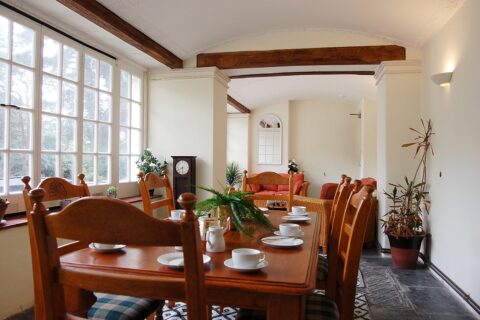 Rhowniar Country Estate with Hot tub